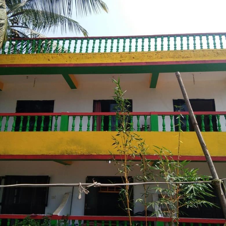 Rasta Mansion Beach Hostel And Rooms Arambol Dış mekan fotoğraf