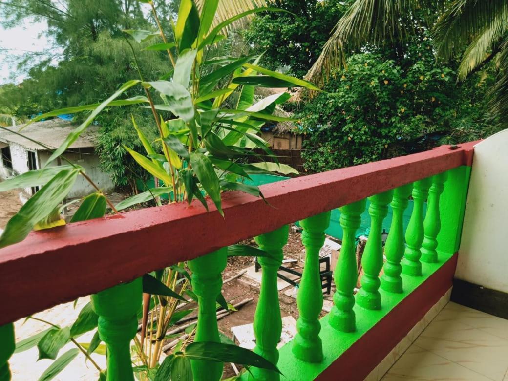 Rasta Mansion Beach Hostel And Rooms Arambol Dış mekan fotoğraf