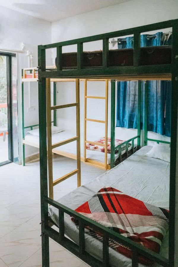 Rasta Mansion Beach Hostel And Rooms Arambol Dış mekan fotoğraf
