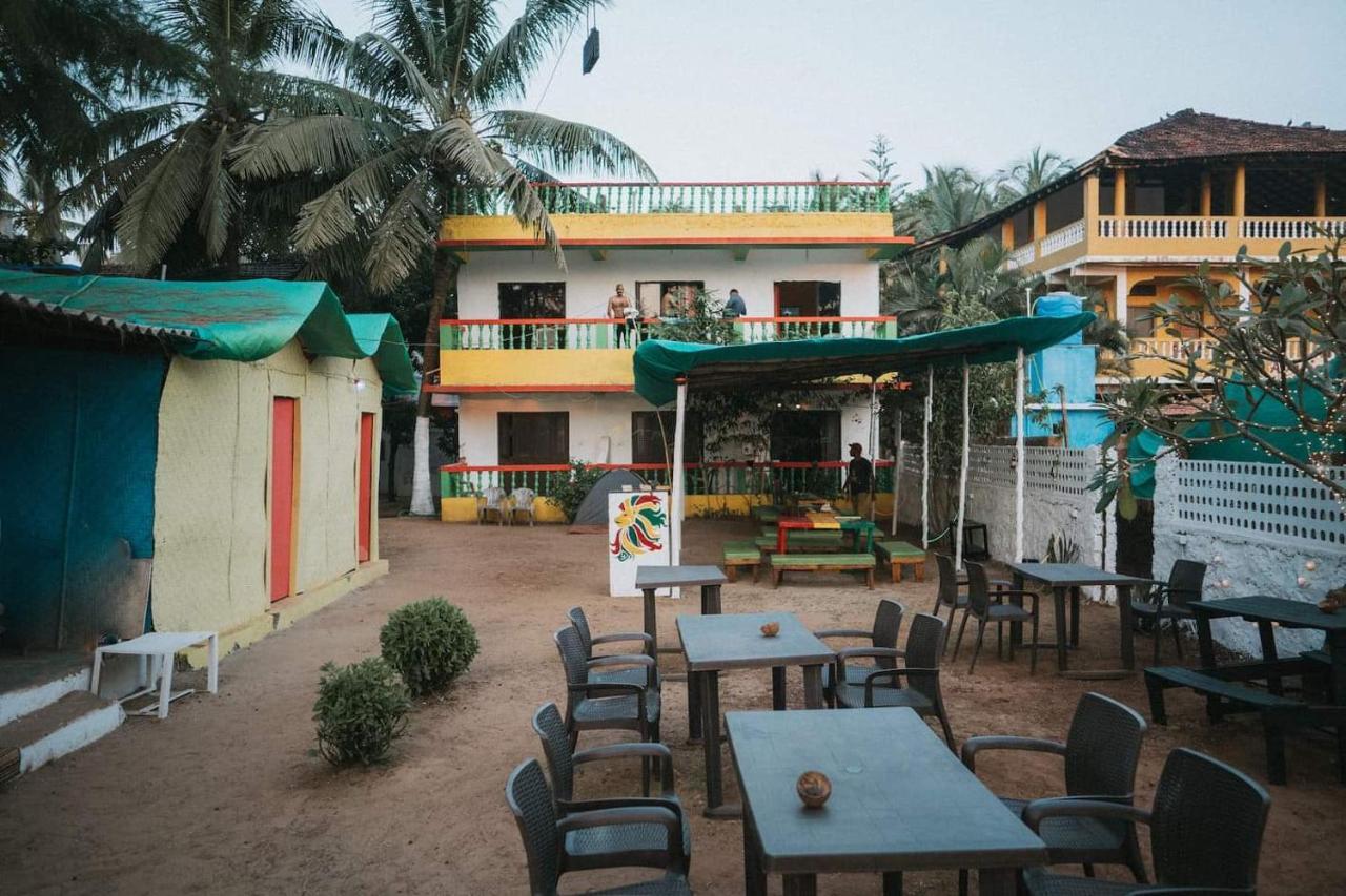 Rasta Mansion Beach Hostel And Rooms Arambol Dış mekan fotoğraf